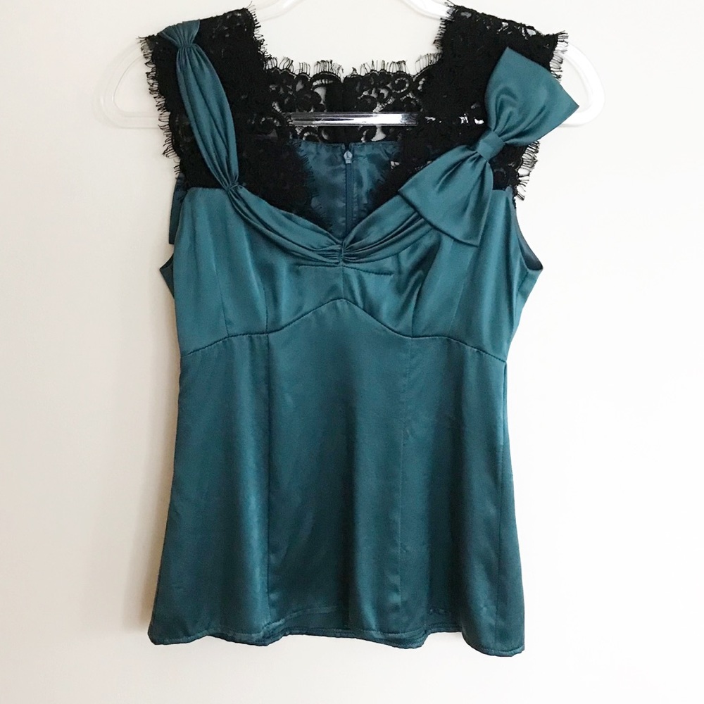 Nanette Lepore green lace top